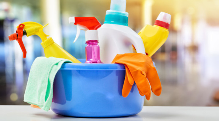 ¿Cuánto cuesta una empresa de limpieza?